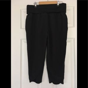 Calia Capri pants